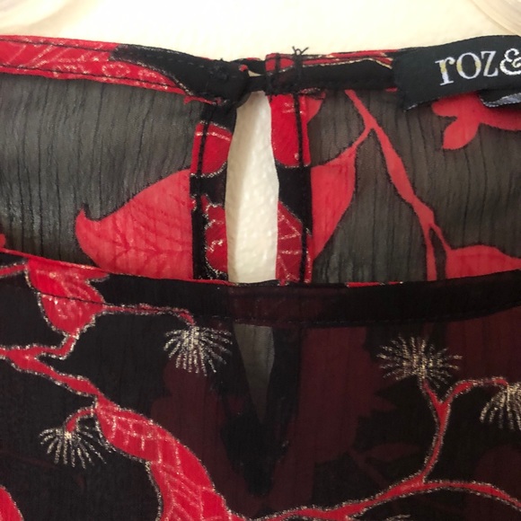 Roz & Ali Petite XS Sheer Blouse with Metallic Accents - Picture 8 of 16